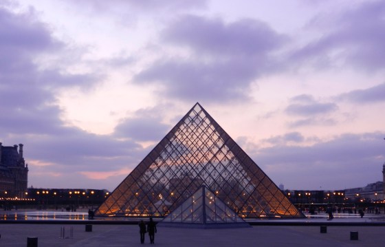 glass pyramid, Louvre