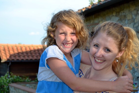 Lilly and her big sister Lindsey