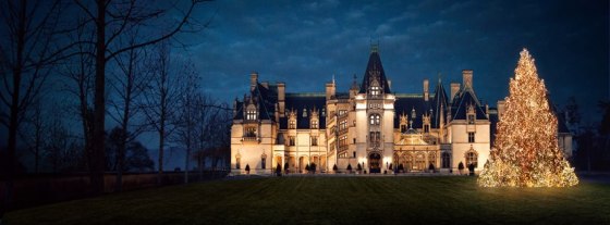 A great shot from the internet of Biltmore Estate at night
